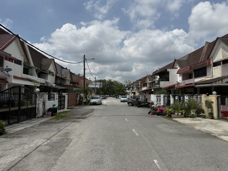 Rumah Teres untuk Dijual di Taman Cheras Indah (Ampang) - Jun Goh - PropertyGuru.com.my