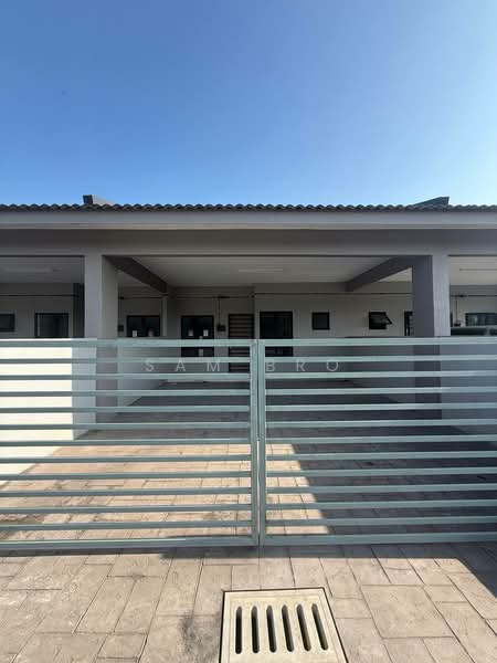 Rumah Teres untuk Disewa di Johor Bahru (Johor) - Sam Bro - Exterior - PropertyGuru.com.my