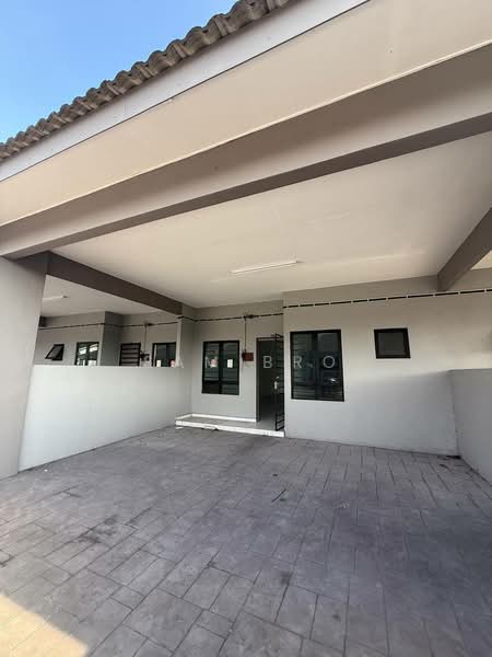 Rumah Teres untuk Disewa di Johor Bahru (Johor) - Sam Bro - Exterior - PropertyGuru.com.my