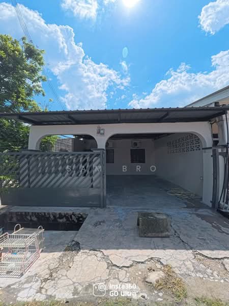 1-storey Terraced House for Sale in Taman Indah Jaya (Kluang) - Sam Bro - Exterior - PropertyGuru.com.my