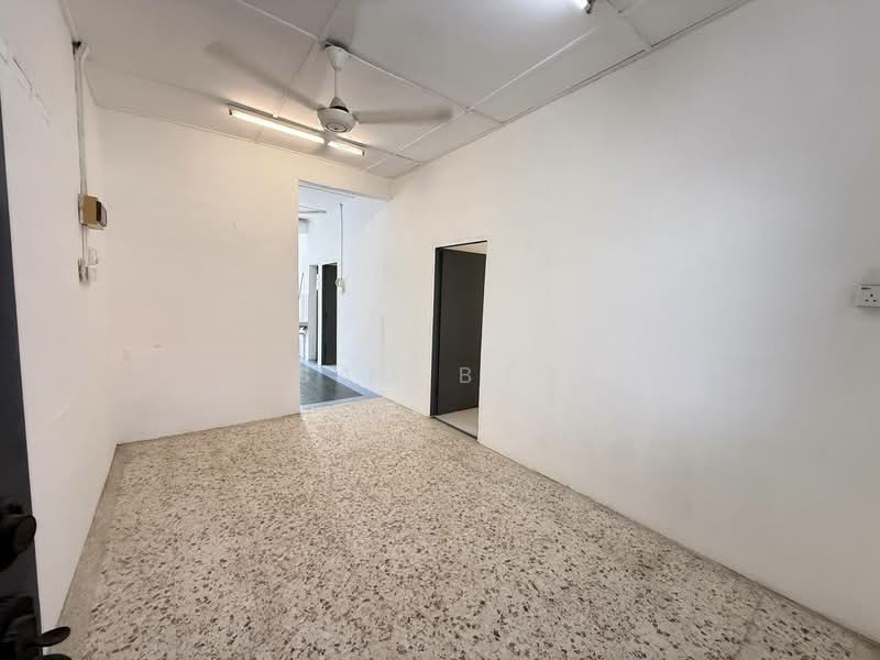 1-storey Terraced House for Sale in Taman Indah Jaya (Kluang) - Sam Bro - Interior - PropertyGuru.com.my
