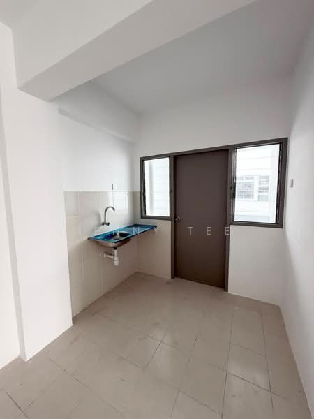Pangsapuri untuk Disewa di Pangsapuri Pulai Mutiara - Jenny Tee - Kitchen - PropertyGuru.com.my