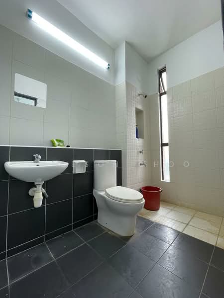 Rumah Teres 2 Tingkat untuk Dijual di Taman Pulai Hijauan (Skudai) - Jameson Choo - Bathroom - PropertyGuru.com.my