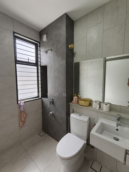 Terraced House for Sale in Elmina (Shah Alam) - Benson Lian - Bathroom - PropertyGuru.com.my
