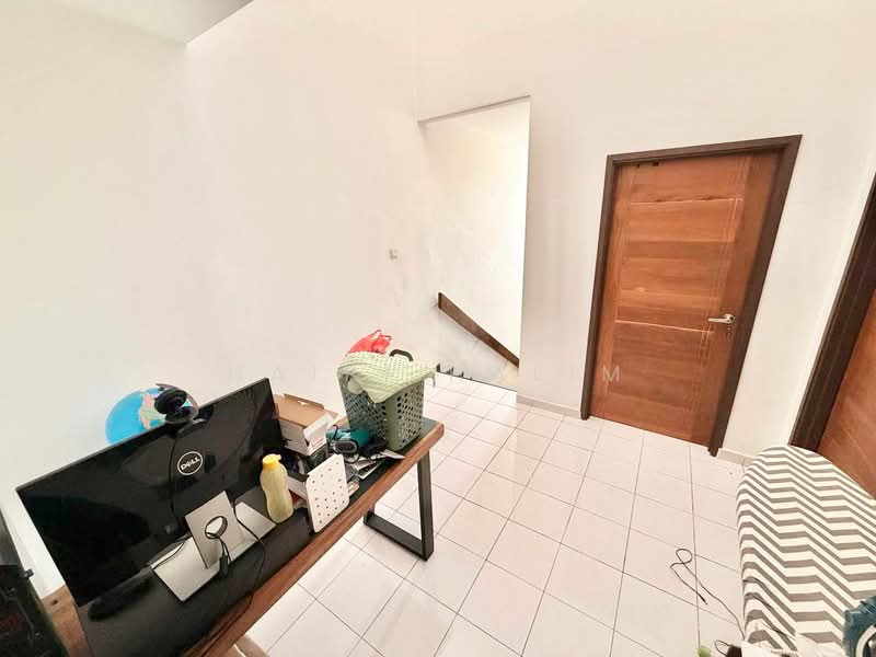 Rumah Teres 2 Tingkat untuk Dijual di Seksyen 23 (Shah Alam) - Hairi Halim - PropertyGuru.com.my