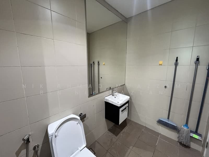Service Residence for Rent at Hyde Tower - Nik Ahmad Muazzam Bin Nik Mazlan - Bathroom - PropertyGuru.com.my