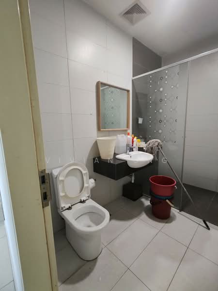 Servis Apartment untuk Disewa di Da Men - Vivian Ong - Bathroom - PropertyGuru.com.my