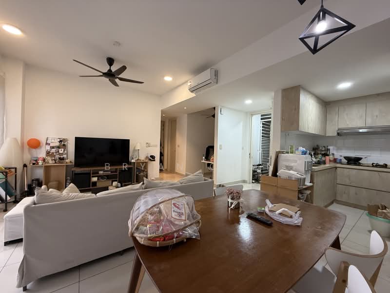 Service Residence for Sale at Paisley @ Tropicana Metropark - Bryan Chan - Living Room - PropertyGuru.com.my