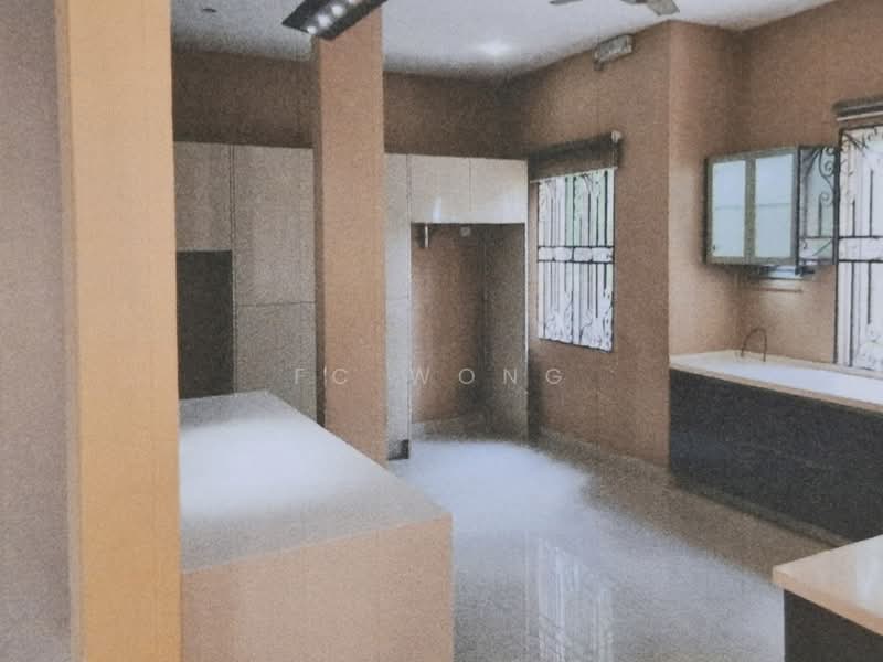 Rumah Banglo untuk Dijual di Taman Yarl (Jalan Klang Lama (Old Klang Road)) - FC Wong - Kitchen - PropertyGuru.com.my
