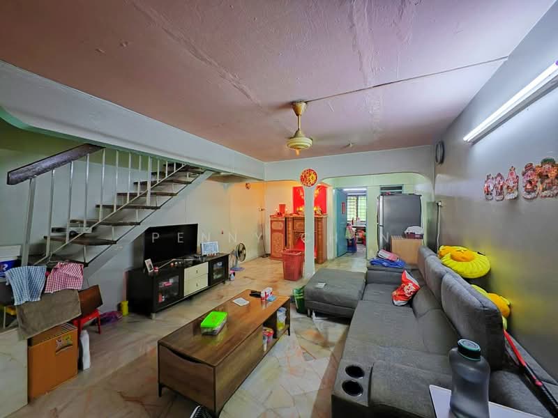 2-storey Terraced House for Sale in Taman Pakatan Jaya (Tambun) - PENNY CHEN - Living Room - PropertyGuru.com.my