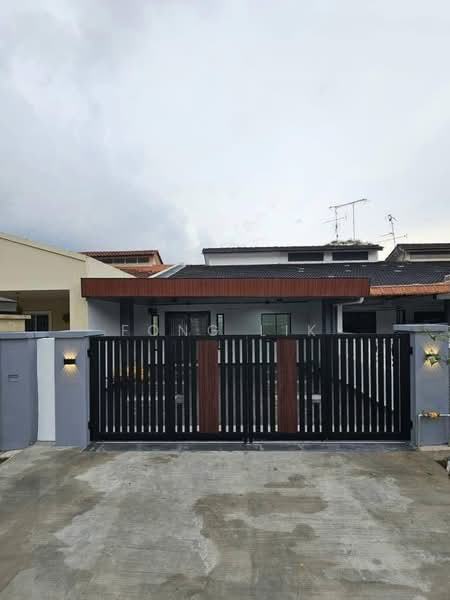 1-storey Terraced House for Sale in Taman Johor Jaya (Johor Bahru) - Fong Lik - Exterior - PropertyGuru.com.my