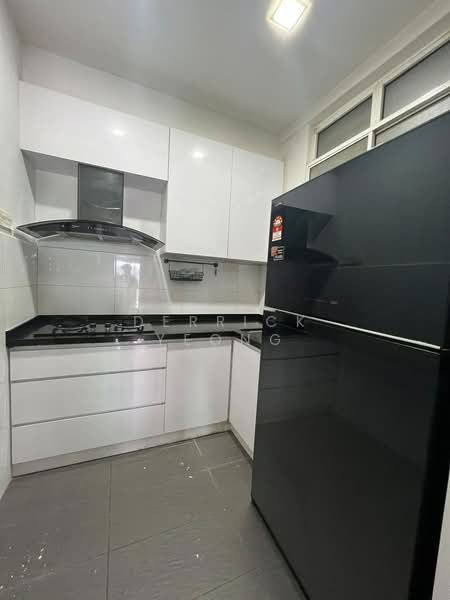 Condominium for Rent at Casa Tropika - Derrick Yeong - Kitchen - PropertyGuru.com.my