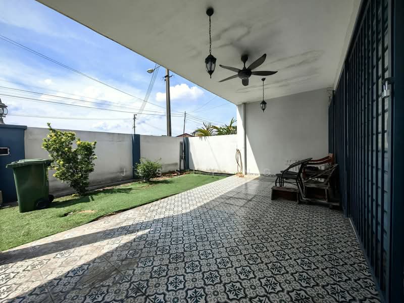 Rumah Berkembar untuk Dijual di Ipoh (Perak) - Jessey Ng - Exterior - PropertyGuru.com.my