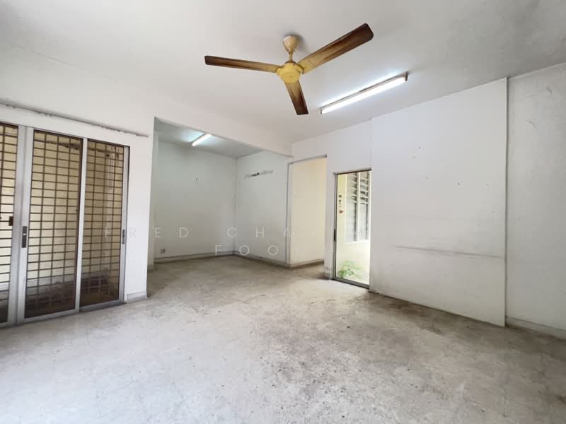2-storey Terraced House for Sale in Taman Sri Bahtera (Cheras) - Fred Chai Meng Foong - Living Room - PropertyGuru.com.my