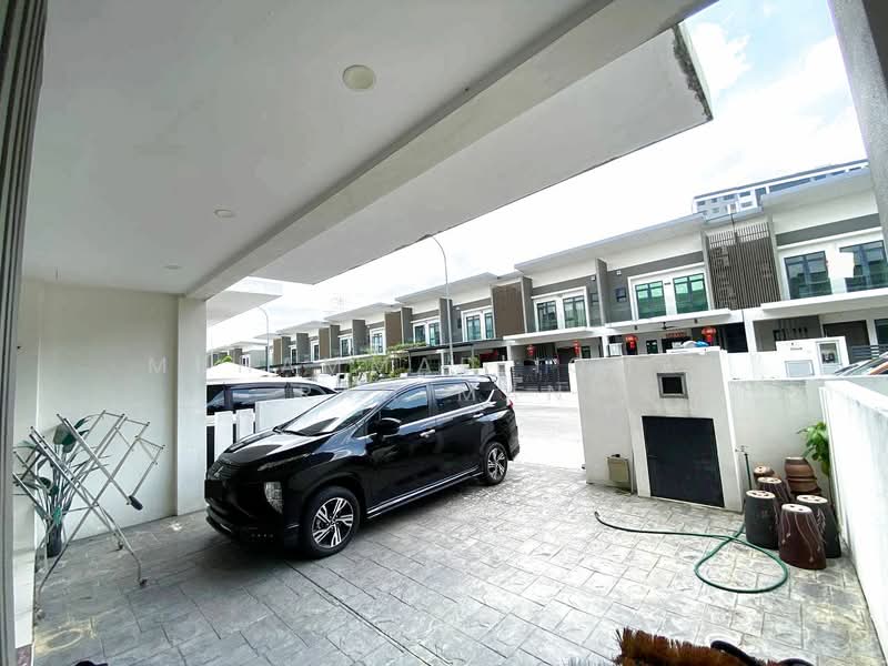 Rumah Teres untuk Dijual di Kajang (Selangor) - Muhammad Iqmal Rahiman - Exterior - PropertyGuru.com.my