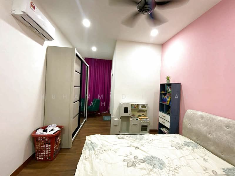 Rumah Teres untuk Dijual di Kajang (Selangor) - Muhammad Iqmal Rahiman - Bedroom - PropertyGuru.com.my