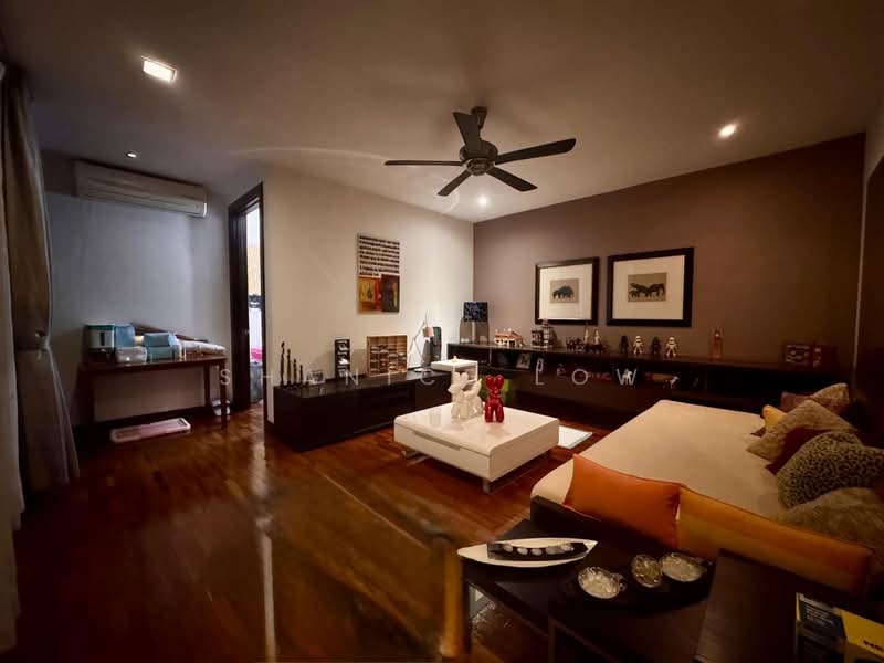 Semi-Detached House for Sale in Puchong (Selangor) - Shanice Low - Living Room - PropertyGuru.com.my