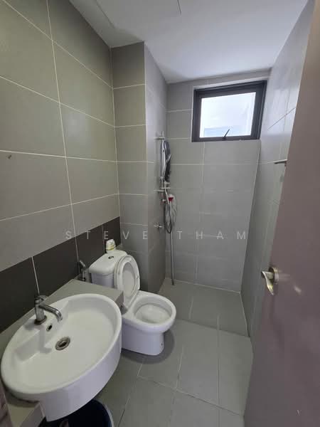Servis Apartment untuk Disewa di Amerin Residence - Steve Tham - Bathroom - PropertyGuru.com.my