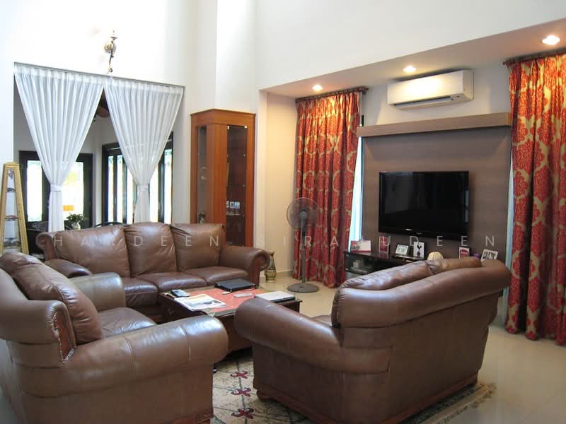 Rumah Banglo untuk Dijual di SS17 (Subang Jaya) - Hardeen Sirajudeen - Living Hall - PropertyGuru.com.my