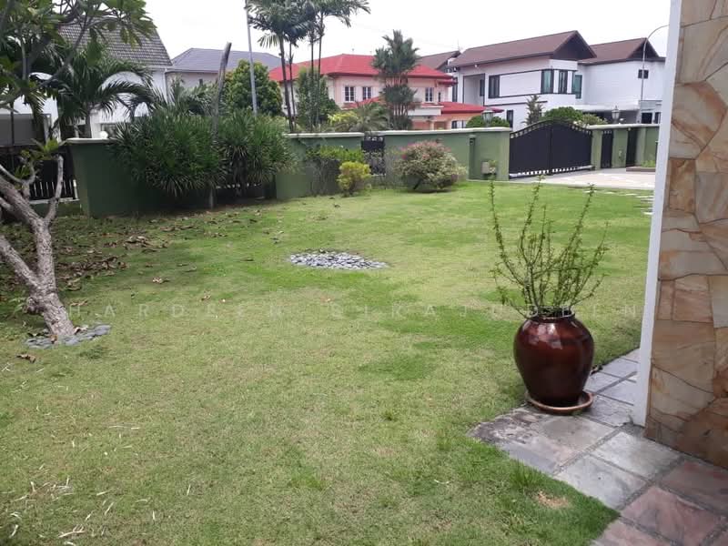 Rumah Banglo untuk Dijual di SS17 (Subang Jaya) - Hardeen Sirajudeen - Private Garden - PropertyGuru.com.my