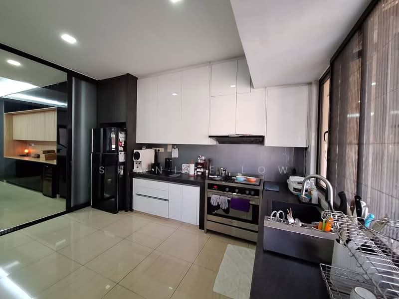 Semi-Detached House for Sale in Puchong (Selangor) - Shanice Low - Kitchen - PropertyGuru.com.my