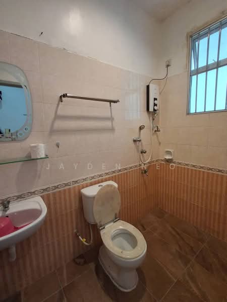 Rumah Teres 1 Tingkat untuk Dijual di Taman Impian Emas (Skudai) - Jayden Neo - Bathroom - PropertyGuru.com.my
