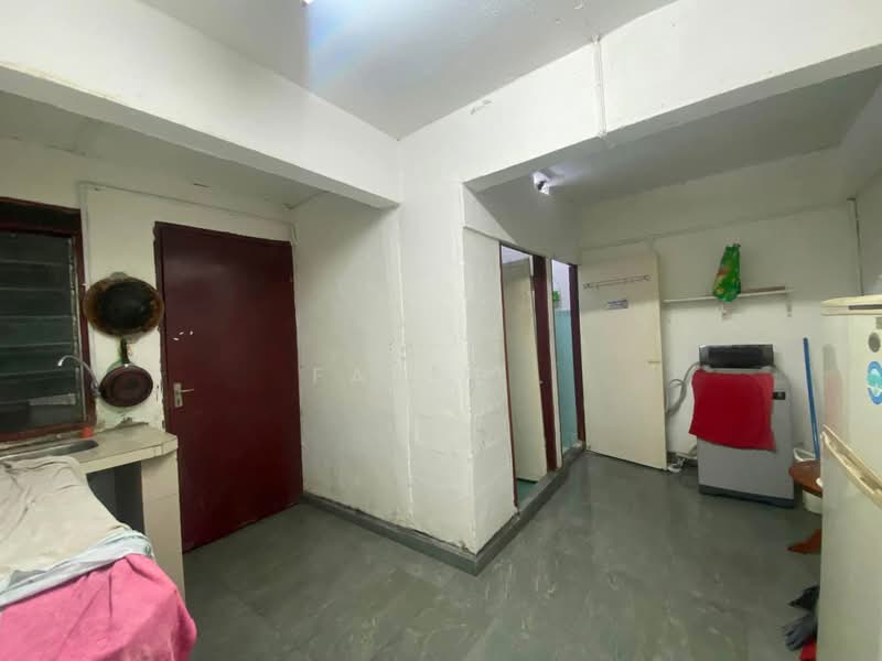 2-storey Terraced House for Sale in Desa Pakatan (Ipoh) - Fatin . - Kitchen - PropertyGuru.com.my