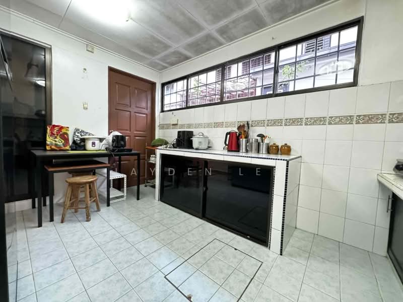 Rumah Teres 2 Tingkat untuk Dijual di Taman Wawasan (Puchong) - Jayden Lee - Kitchen - PropertyGuru.com.my