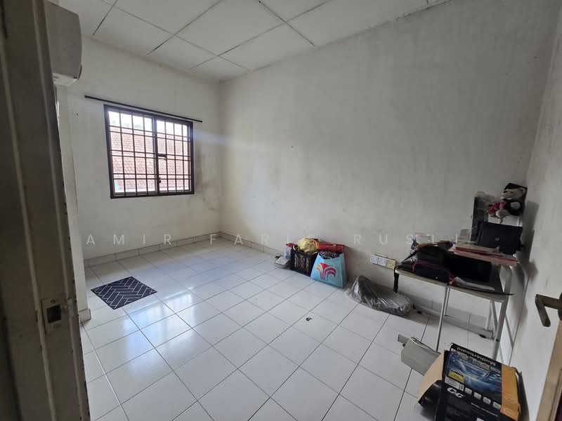 2-storey Terraced House for Sale in Taman Puteri Wangsa (Ulu Tiram) - Amir Faris Rusli - PropertyGuru.com.my