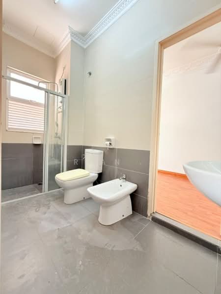 Rumah Teres 3 Tingkat untuk Dijual di Shah Alam (Selangor) - Ryan . - Bathroom - PropertyGuru.com.my