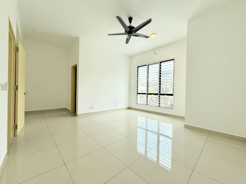 Rumah Teres 2.5 Tingkat untuk Dijual di Setia Alam (Selangor) - Ryan . - Living Room - PropertyGuru.com.my