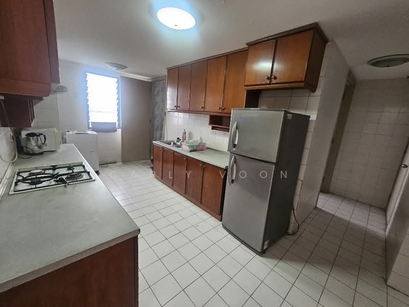 Condominium for Sale at The Straits View Condominium - Carly Voon - Kitchen - PropertyGuru.com.my