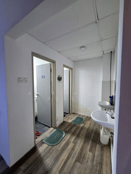 Kedai / Pejabat untuk Disewa di Taman Adda Heights (Tebrau) - Amir Faris Rusli - Bathroom - PropertyGuru.com.my