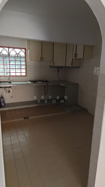 2-storey Terraced House for Rent in Sri Petaling (Kuala Lumpur) - Bryan Yeoh - Kitchen - PropertyGuru.com.my