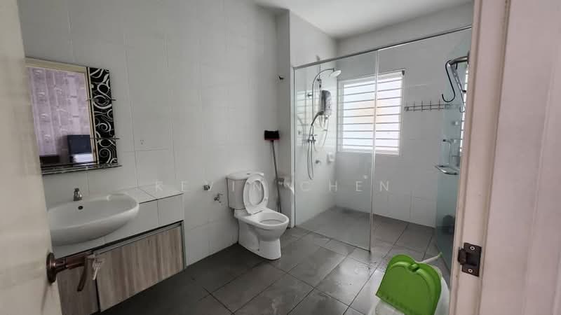 3-storey Terraced House for Rent in Bandar Teknologi Kajang (Kajang) - Kevin Chen - Bathroom - PropertyGuru.com.my