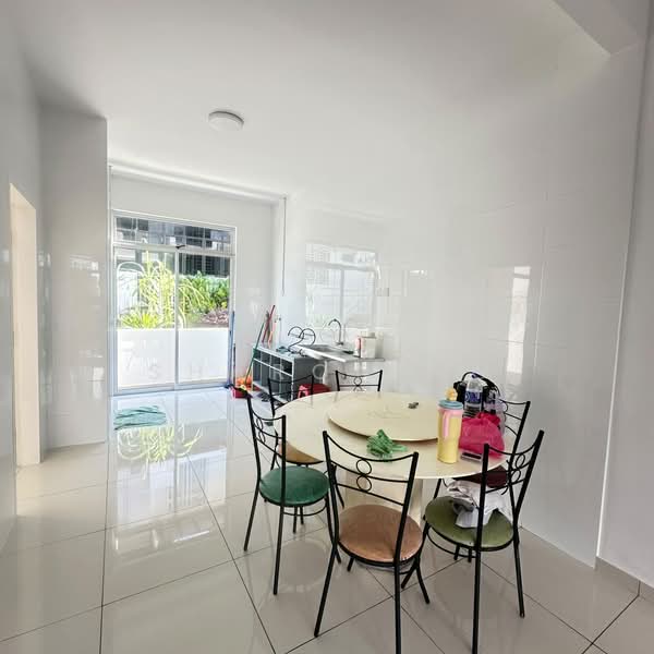 2-storey Terraced House for Rent in Setia Eco Gardens (Gelang Patah) - Sharon Ng - Kitchen - PropertyGuru.com.my
