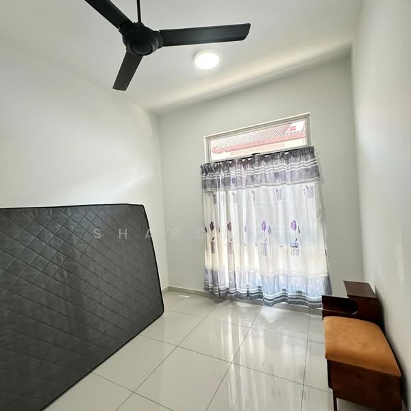 2-storey Terraced House for Rent in Setia Eco Gardens (Gelang Patah) - Sharon Ng - Bedroom - PropertyGuru.com.my