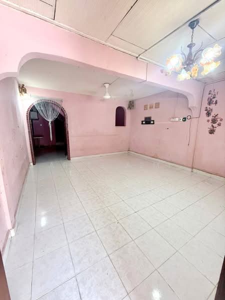 Rumah Teres 1 Tingkat untuk Dijual di Taman Perling (Perling) - Ariff Azmi - PropertyGuru.com.my
