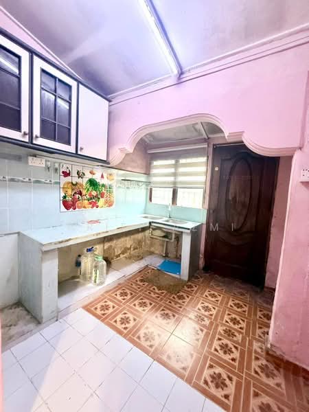 Rumah Teres 1 Tingkat untuk Dijual di Taman Perling (Perling) - Ariff Azmi - PropertyGuru.com.my
