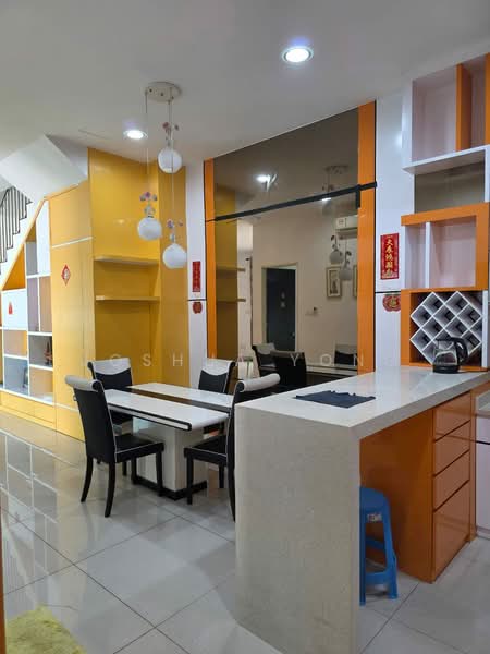 2-storey Terraced House for Sale in Taman Mount Austin (Tebrau) - Joshua Yong - Dining Room - PropertyGuru.com.my