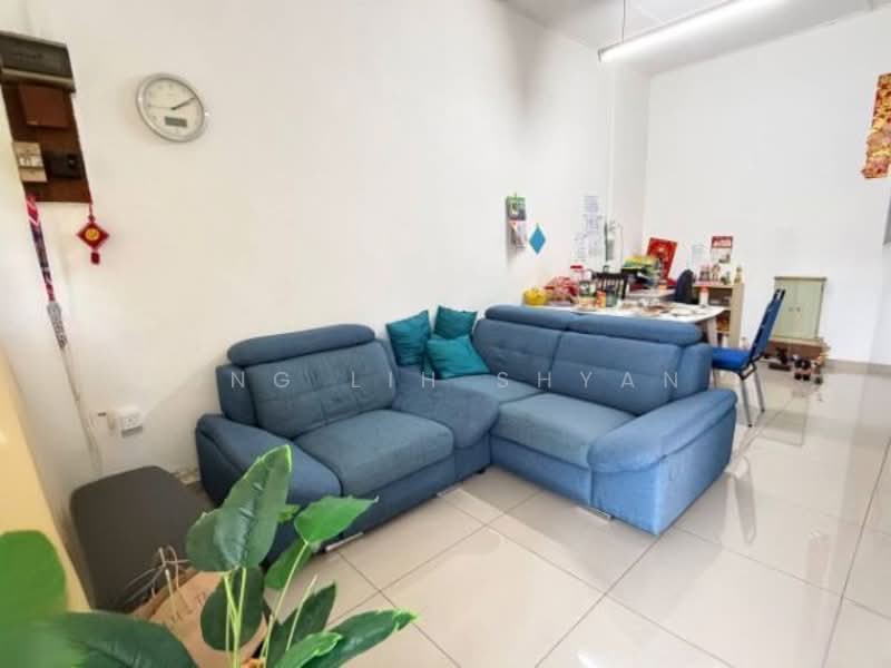 Rumah Teres 1 Tingkat untuk Dijual di Taman Sri Skudai (Skudai) - Ong Lih Shyan - Living Room - PropertyGuru.com.my