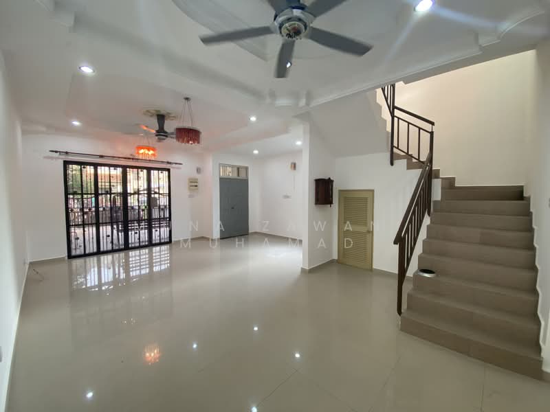 2-storey Terraced House for Sale in Taman Emas (Dengkil) - Muna Zawani Muhamad - PropertyGuru.com.my