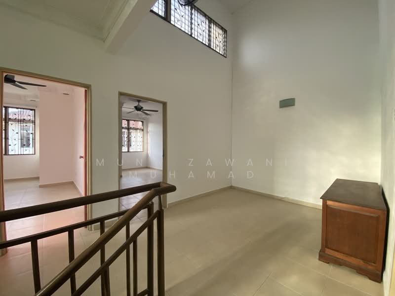 2-storey Terraced House for Sale in Taman Emas (Dengkil) - Muna Zawani Muhamad - PropertyGuru.com.my