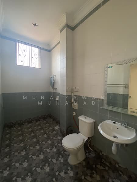 2-storey Terraced House for Sale in Taman Emas (Dengkil) - Muna Zawani Muhamad - PropertyGuru.com.my