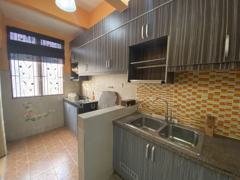 2-storey Terraced House for Sale in Taman Emas (Dengkil) - Muna Zawani Muhamad - PropertyGuru.com.my