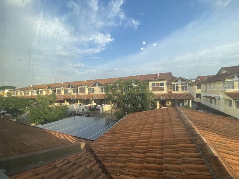 2-storey Terraced House for Sale in Taman Emas (Dengkil) - Muna Zawani Muhamad - PropertyGuru.com.my