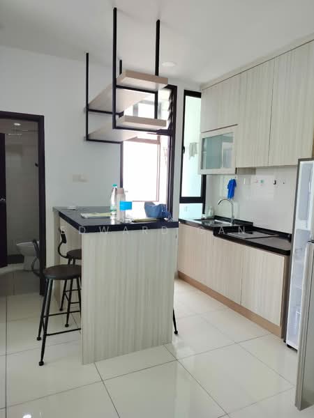 Service Residence for Sale at D'Summit Residences - Edward Gan - Kitchen - PropertyGuru.com.my