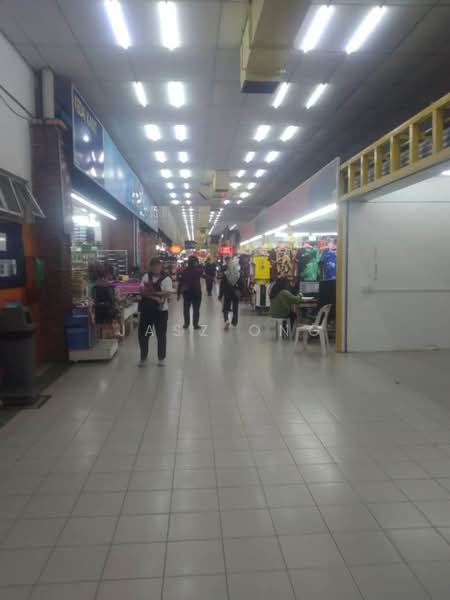 Retail Space for Rent in Bandar Seri Alam (Masai) - Jasz Ong - Corridor - PropertyGuru.com.my