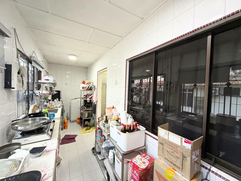 Rumah Teres 1 Tingkat untuk Dijual di Taman Ungku Tun Aminah (Skudai) - Sharon Ng - Kitchen - PropertyGuru.com.my