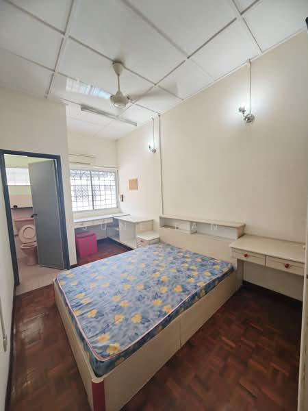 Rumah Teres 2 Tingkat untuk Disewa di Taman Sri Endah (Sri Petaling) - June Tan - PropertyGuru.com.my